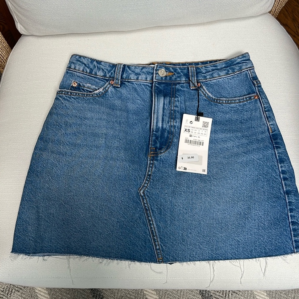 Zara Raw Hem Mini Denim Skirt - Size XS